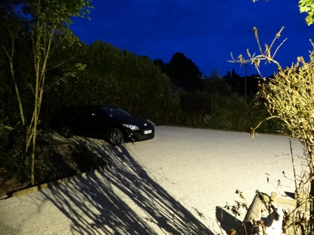 Jardin De Canaan Saint-Julien-de-Chédon エクステリア 写真